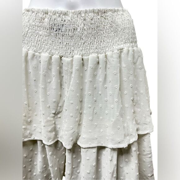 Arula Tiered Dotted Flowy Skirt White Size XL - Picture 3 of 3